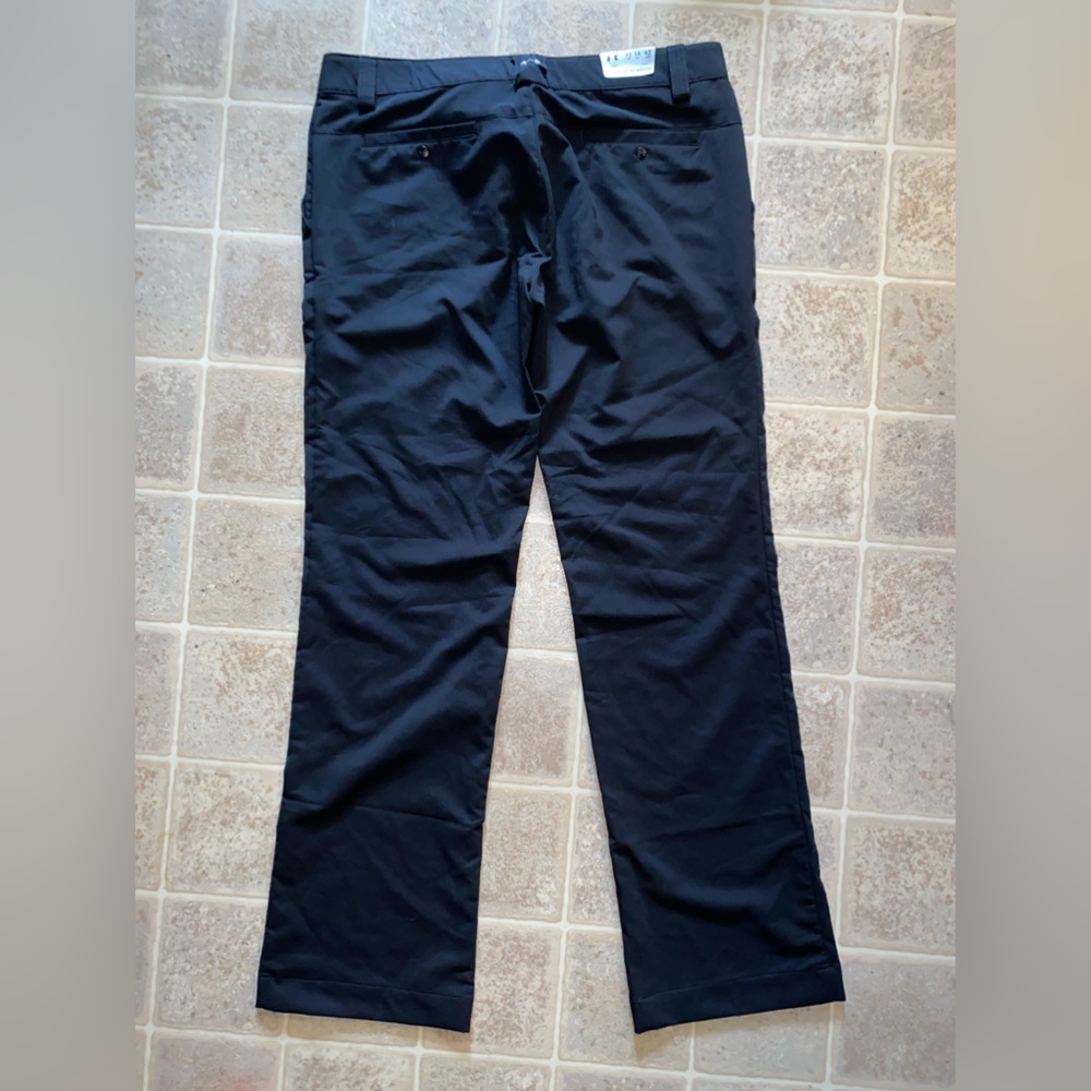 Under armor golf pants - Picture 2 of 4
